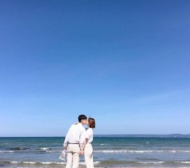 心语如诗，情深似海