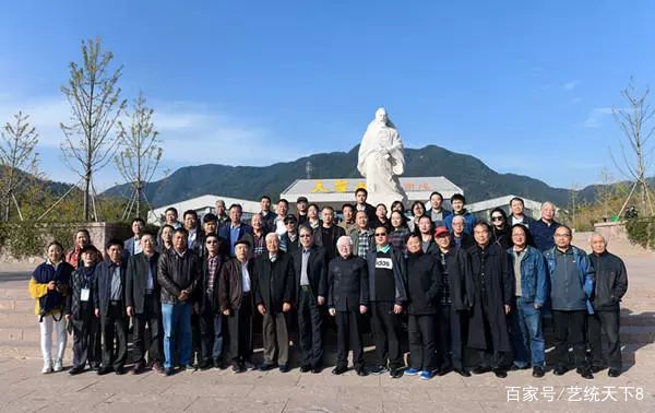 天台山的云海与心灵的对话