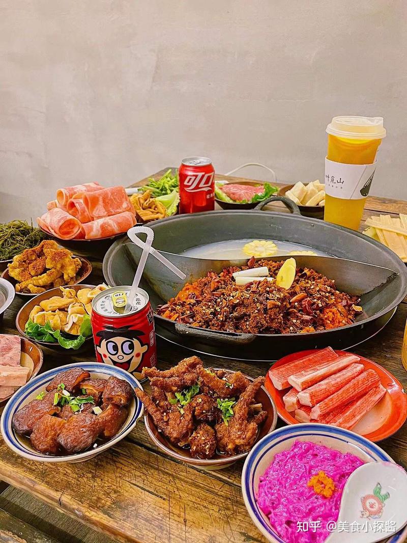 火锅热辣，心也暖洋洋