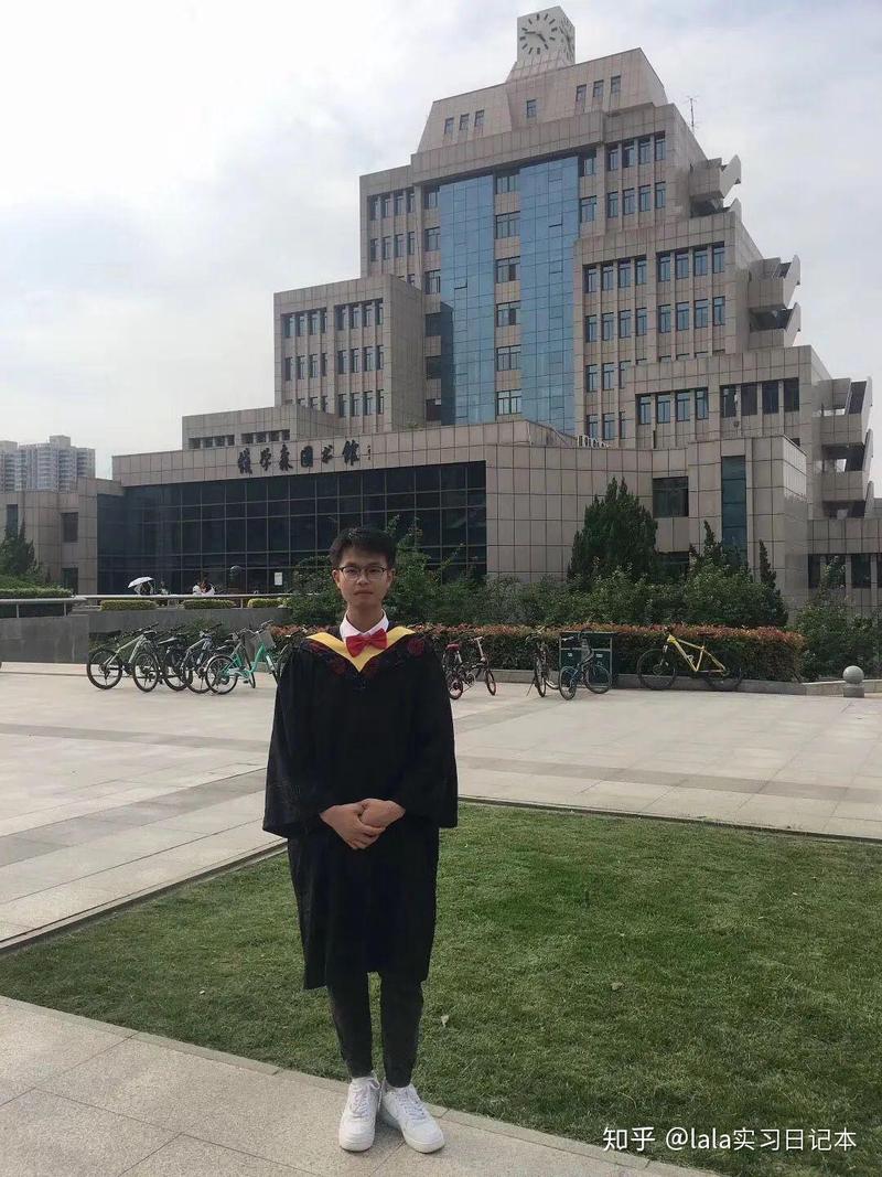 药厂实习第一天：有点忙，但挺有意思