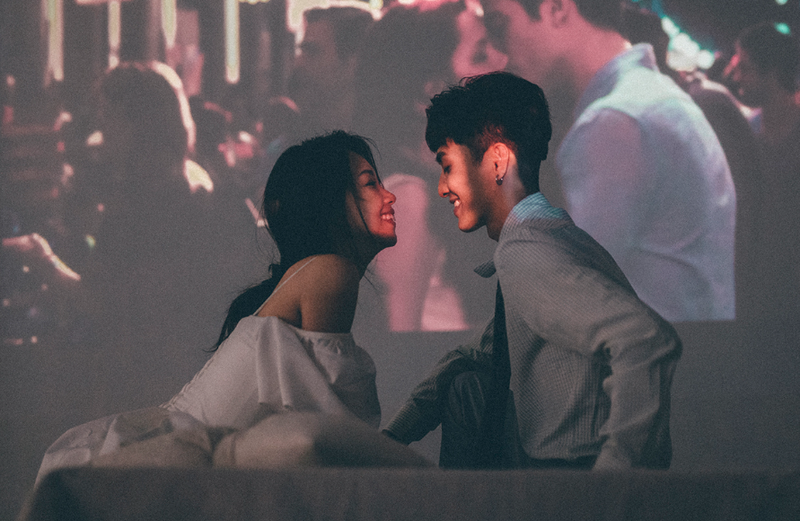 爱的微光，在社交媒体的角落里闪烁