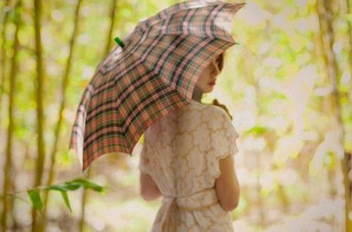 月光下的温柔呢喃