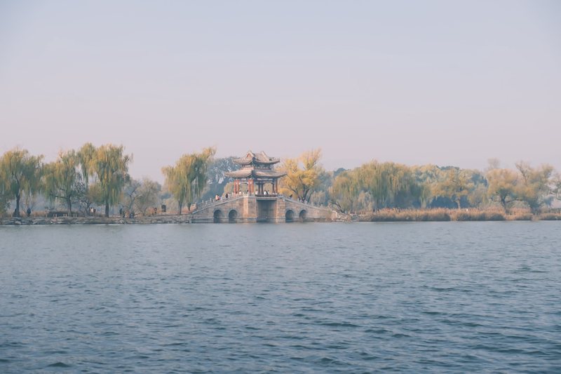 西湖边的小秘密