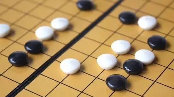 五子棋日记丨与好友的对弈时光