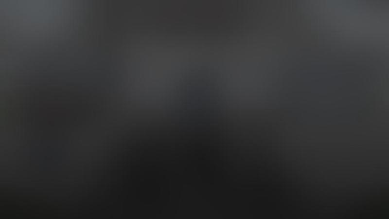 午夜时分,那扇门后的秘密… 午夜时分,那扇门后的秘密…