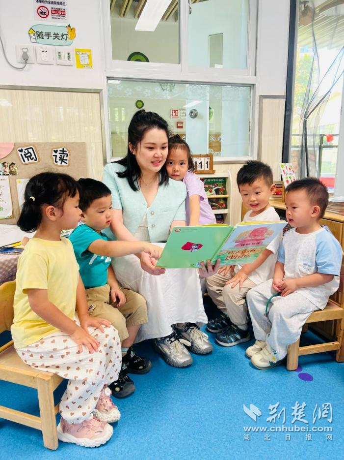 幼儿园实习第一天:混乱中的小确幸 幼儿园实习第一天:混乱中的小确幸