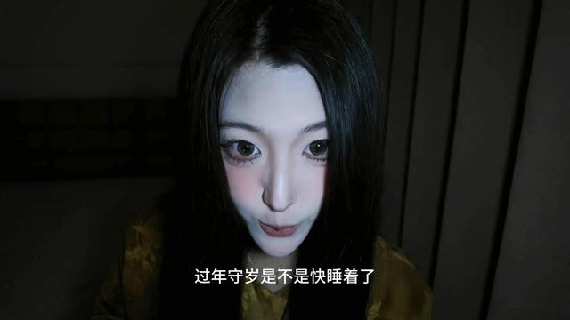 深夜的冰箱里有声音! 深夜的冰箱里有声音!