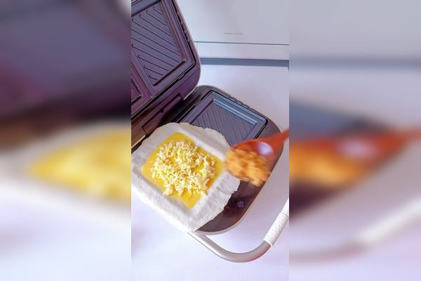 深夜手抓饼日记·罪恶感与满足感的双重奏