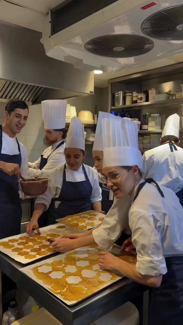 今天，我又在灶台前挥洒汗水！