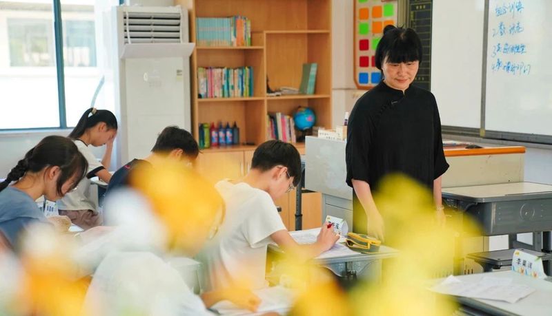 校园记忆·温暖与挑战并存的青春篇章