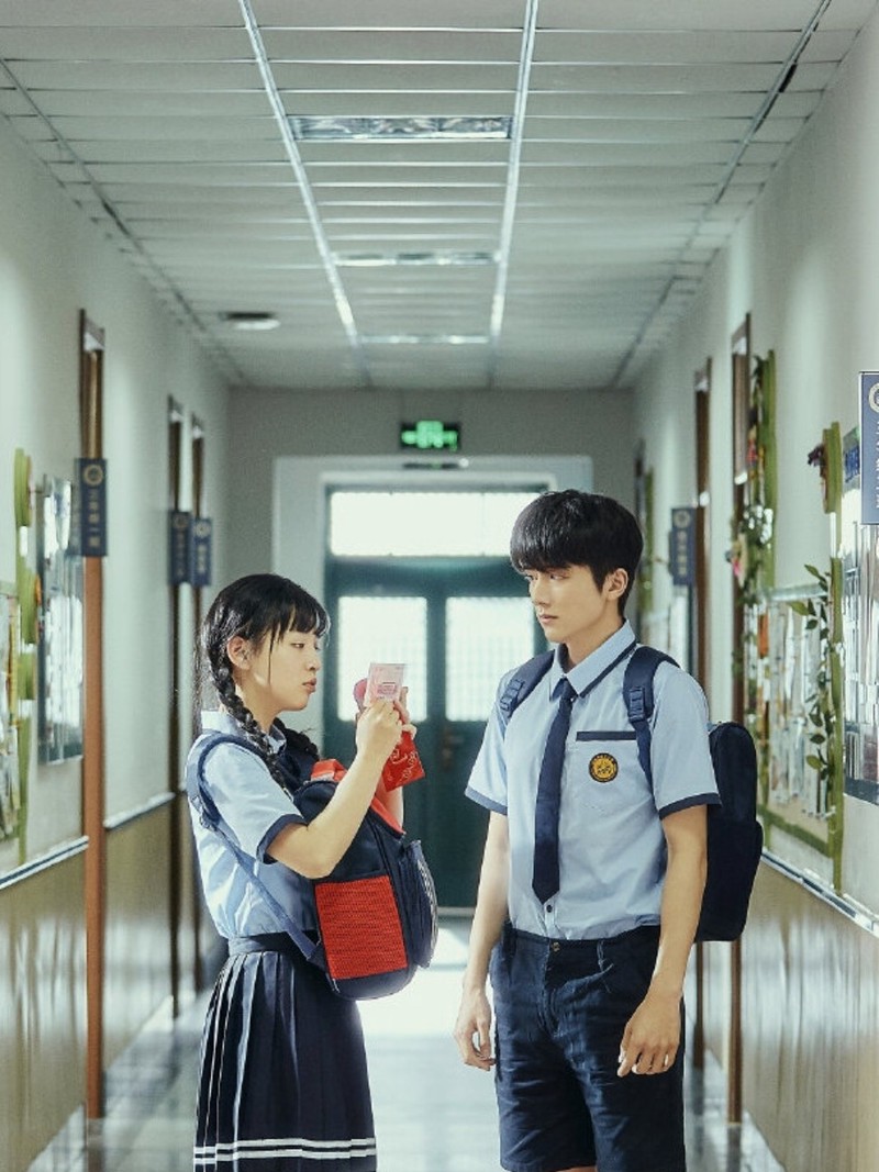 一口冰糖雪梨，甜到心上的人！