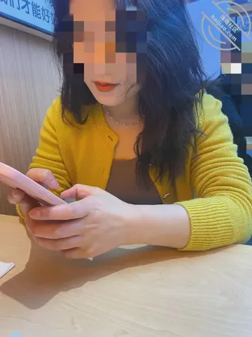 姐姐摸故事的那晚！