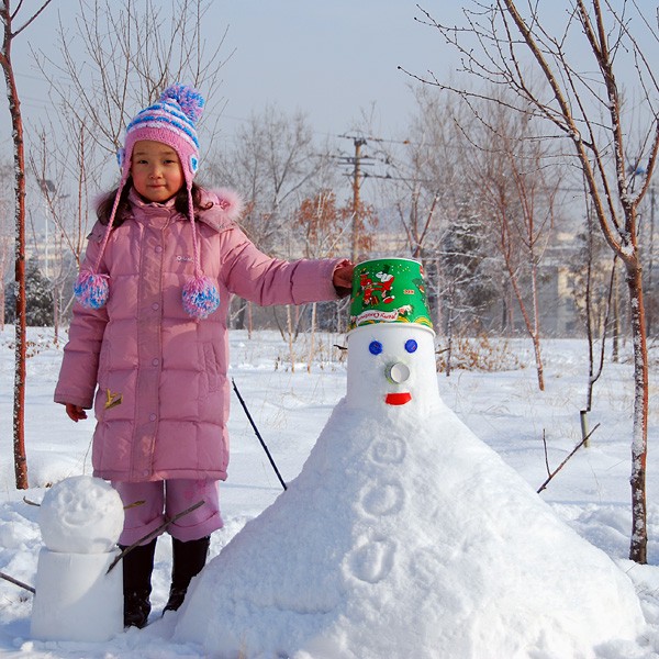 堆雪人的一天