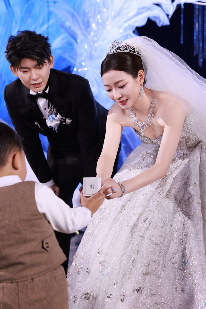 婚礼日记—一场意外的感动之旅 婚礼日记—一场意外的感动之旅