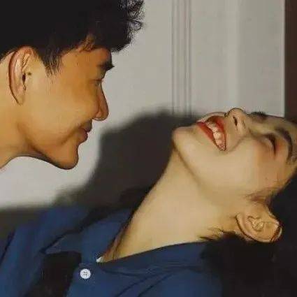 在光影之间,说给你听的那些温柔词句… 在光影之间,说给你听的那些温柔词句…