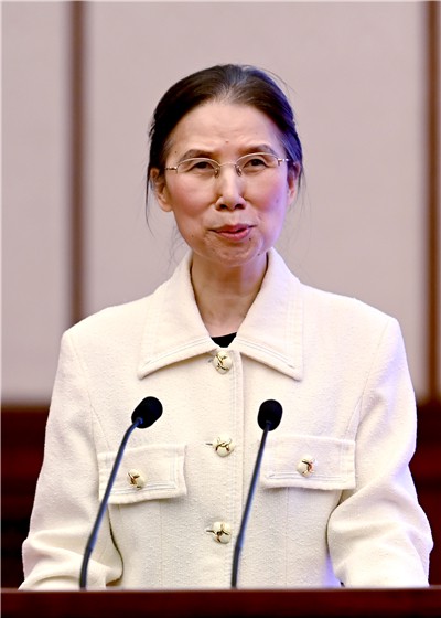 杨佳日记—雨天的午后，有些小确幸