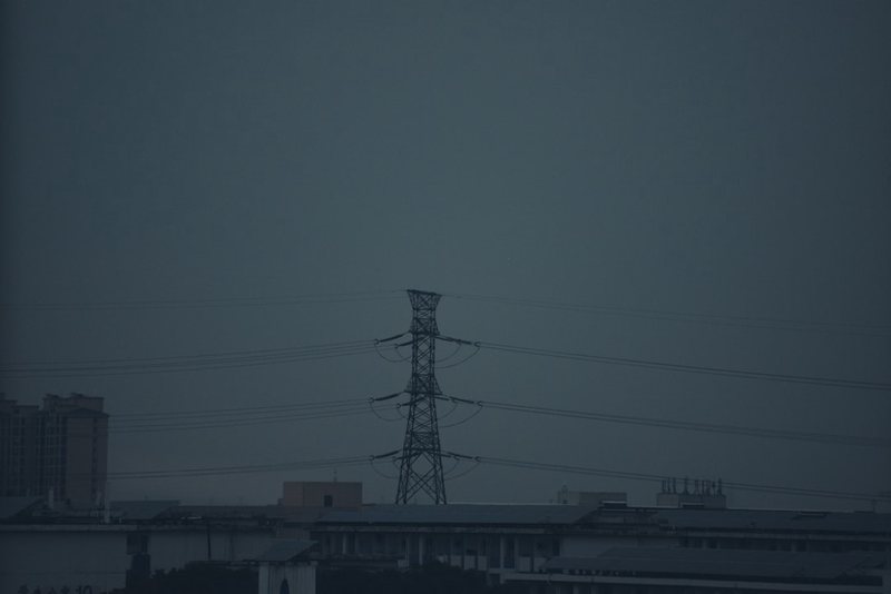 雨夜邂逅