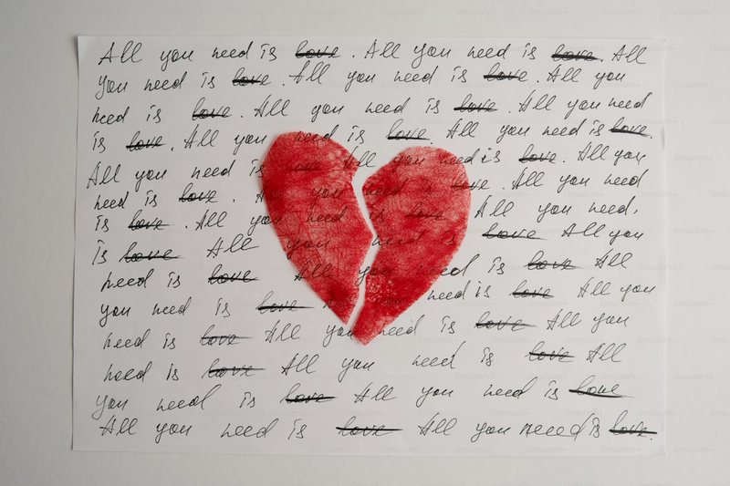 写给男朋友的情话100字：温馨小语，直抵心房