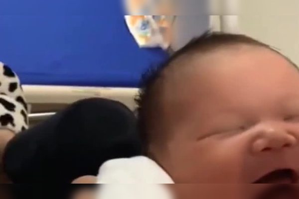 灵魂的轮回之旅·从古寺到现代都市的奇妙相遇