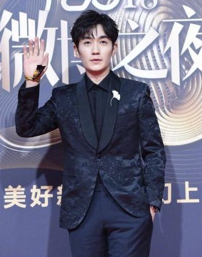 李易峰式情话|温柔里藏着星光 李易峰式情话|温柔里藏着星光