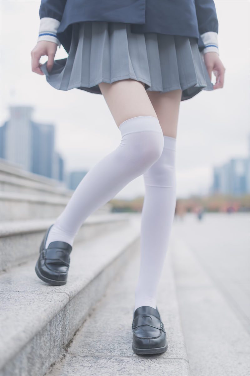 那双丝袜里的秘密！