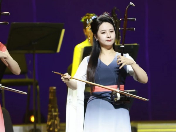 江南烟雨里的情话，一曲一故事