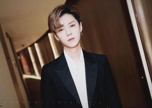 凌晨三点的胡同，那个还没长大的少年？