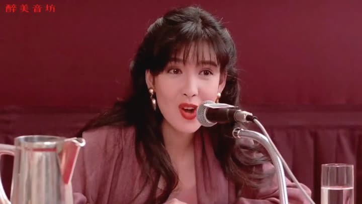 午夜酒吧的回声？