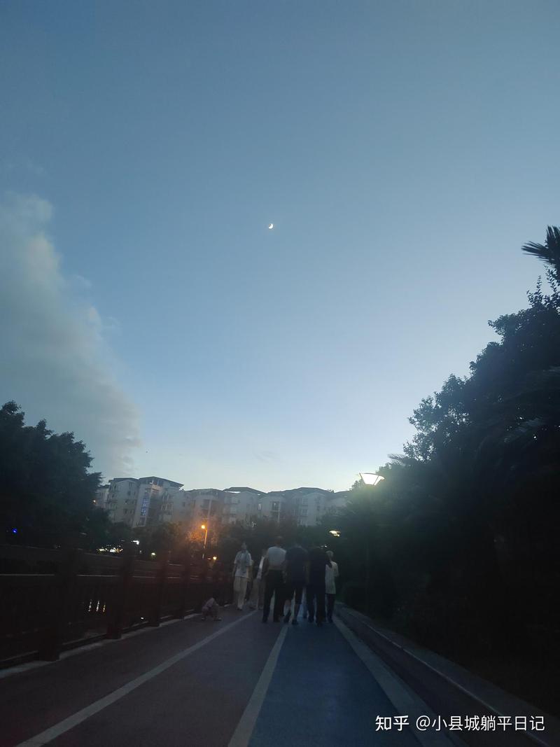 夜色下的悠闲时光？