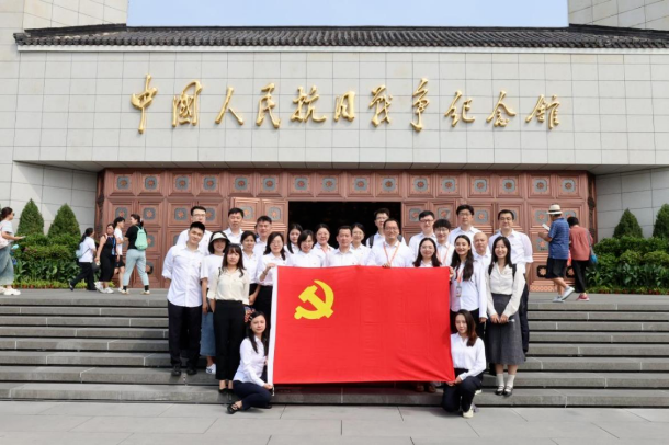 那个闷热的下午，我在福利院看到了什么？