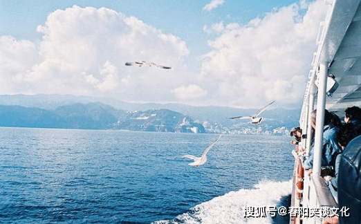 情话超甜诗句·那些让人怦然心动的温柔话语 情话超甜诗句·那些让人怦然心动的温柔话语