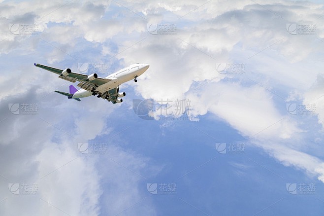 今天我看到了天空的颜色变化…