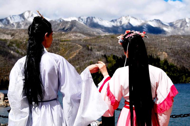 雪山下的情话丨浪漫与温柔的告白