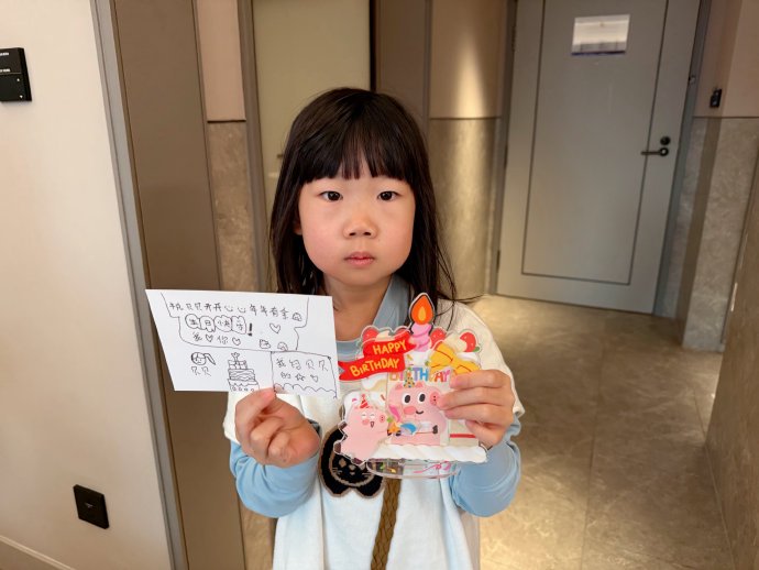 妹妹生日那天，我差点把蛋糕烧了…