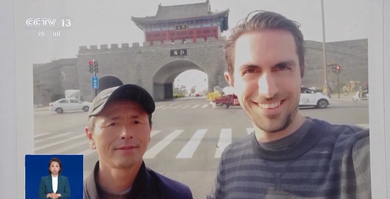 阳光下的异国风情…