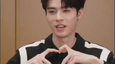 情话里的小意外—那些翻车却更显真心的瞬间