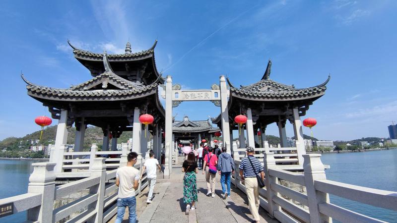 广济桥的午后时光？