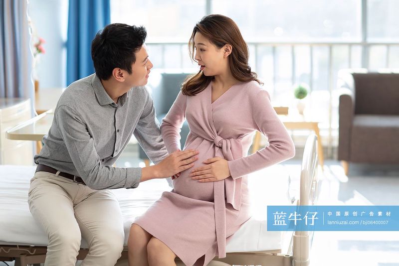 在生命最初的拥抱中，遇见最温暖的你