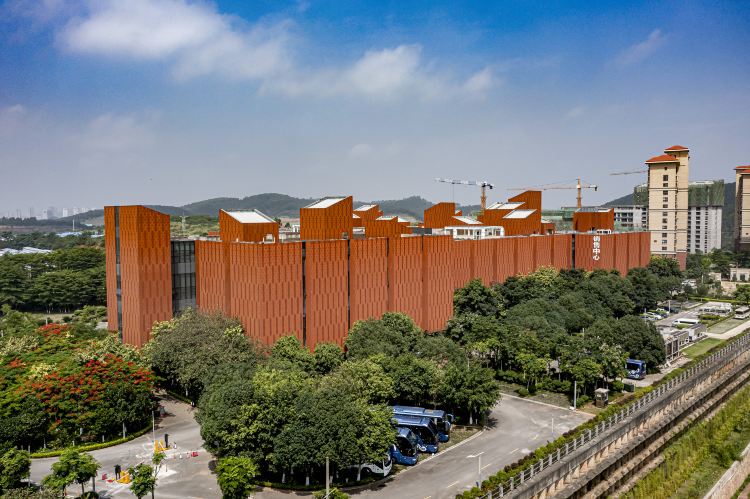 南宁科技馆打卡记｜在“巨蛋”里当了一回孩子