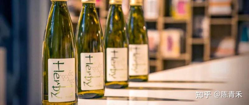 情话酒话丨温柔入心，浪漫启瓶