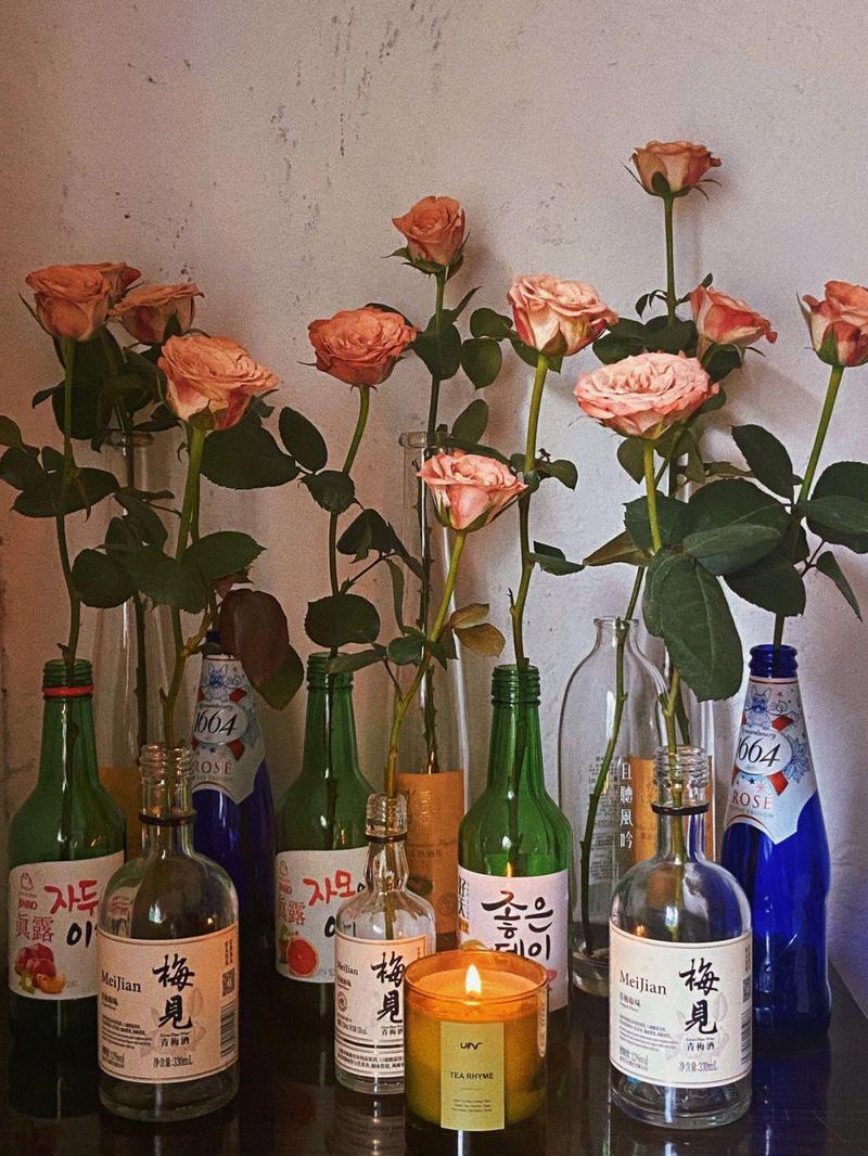 情话尽在杯中，爱意浓于酒香…