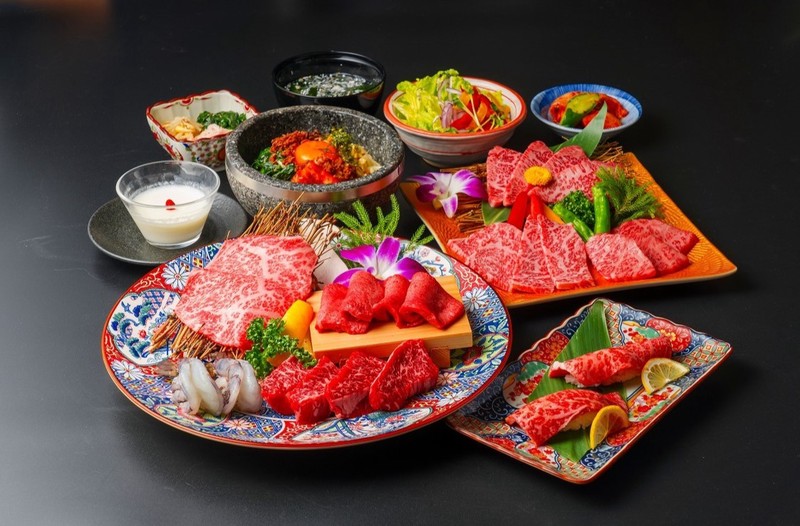 秋日烟火气·一场烧烤的治愈时刻