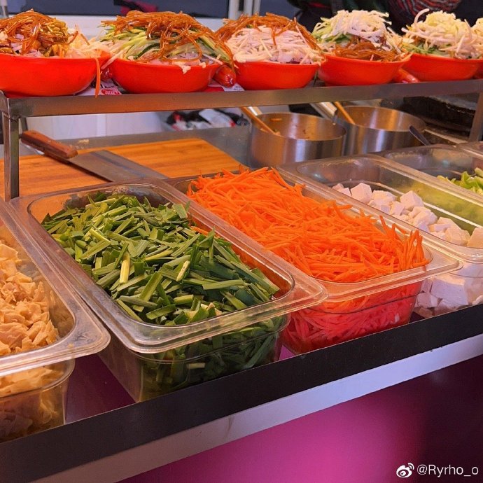 柚子在窗台上的日子？