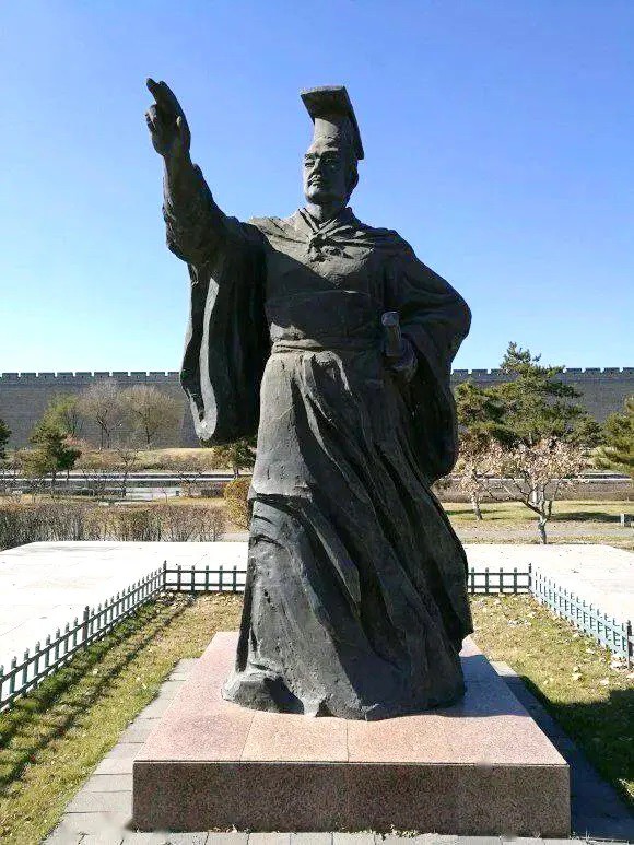 一个萝卜一个坑的误会…