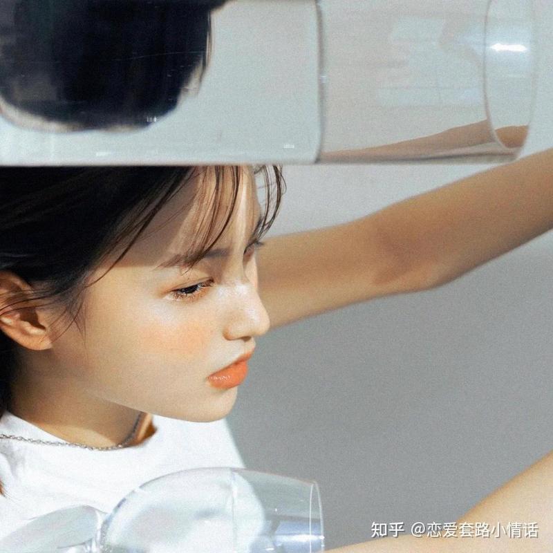 在歌词里沦陷·那些藏在旋律中的温柔告白