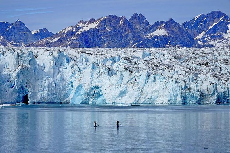 冰山的日记—冬日里的静默守望