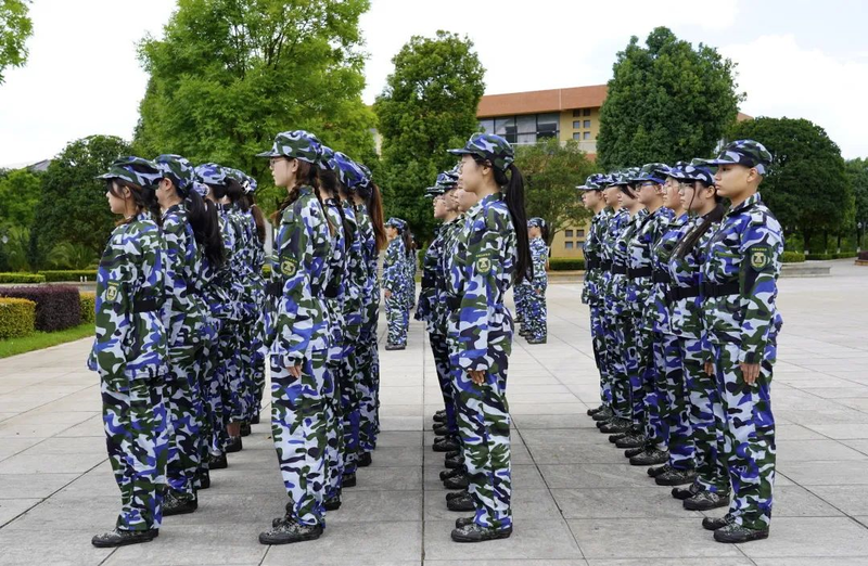 军训第五天丨腿已经不是自己的了，但心好像更齐了