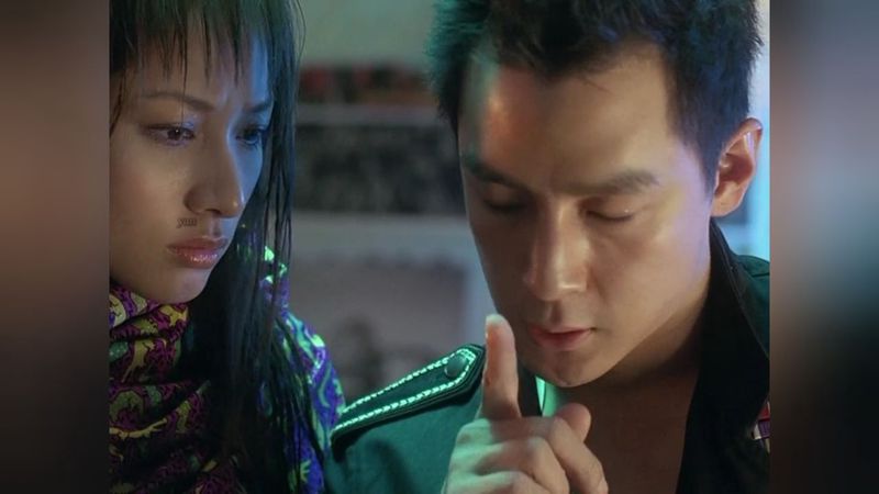 新警察故事之人在江湖 mp4