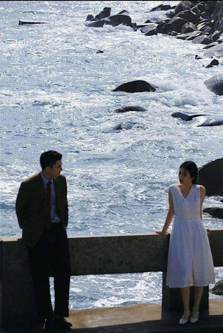 藏在风里的告白：少年心事的温柔褶皱