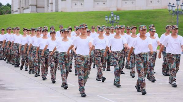 烈日下的奔跑，成长的印记！